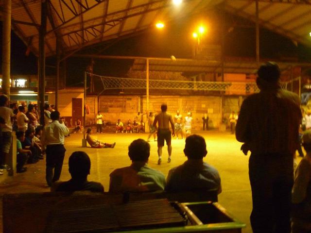 540039_10151770629795603_1870850471_n