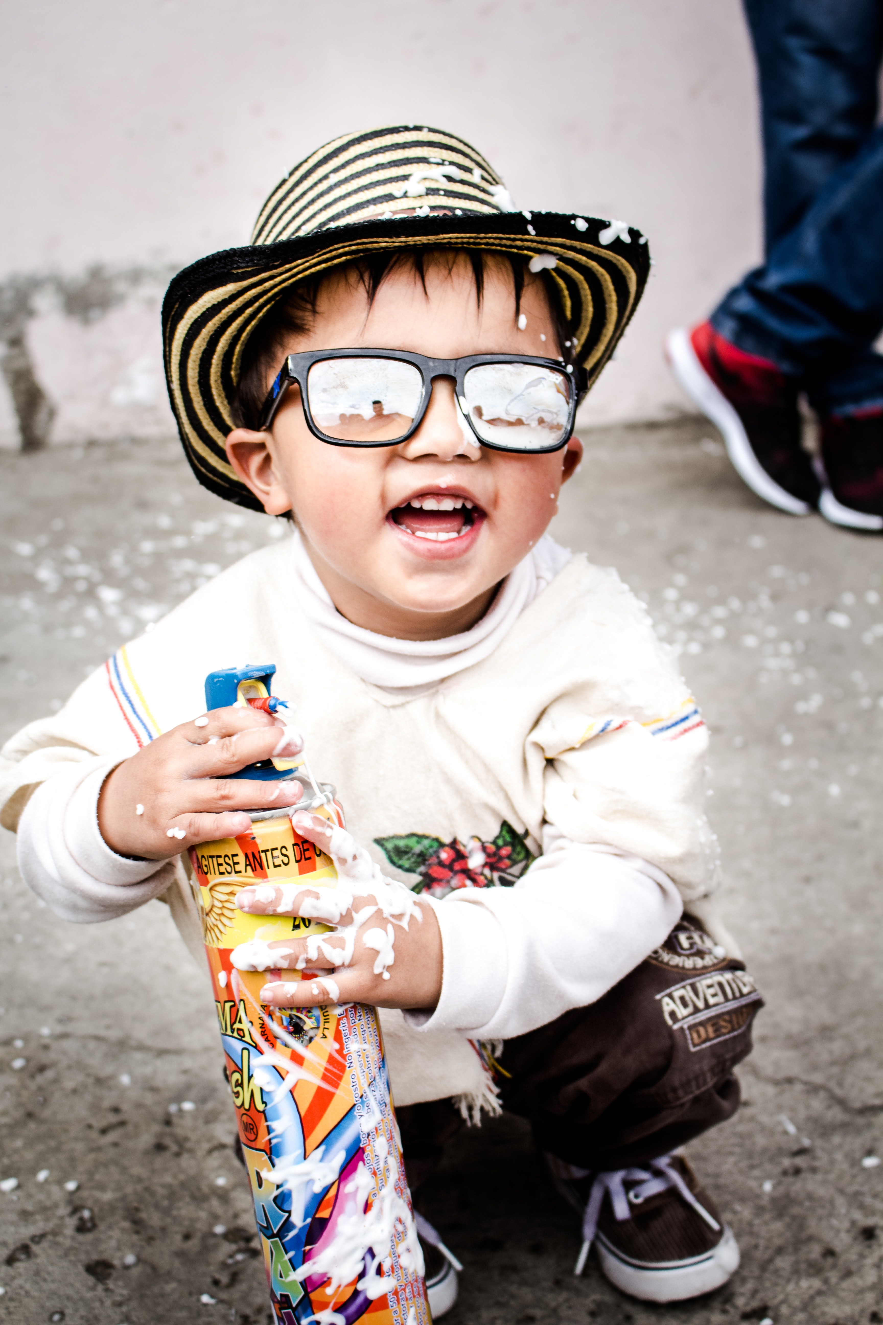 photography-of-kid-wearing-sunglasses-838879